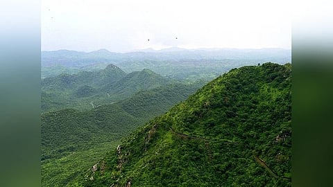 ആരവല്ലിയിൽ കേന്ദ്രം നിലപാട് മാറ്റുന്നു; പുതിയ ഖനനങ്ങൾക്ക് അനുമതിയില്ല