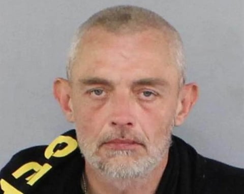 ഹനുക്ക ചിഹ്നമുള്ള കാർ തീയിട്ടു: തീവച്ചയാളുടെ വിവരങ്ങൾ പുറത്തുവിട്ടു