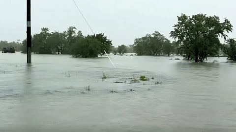ക്വീൻസ്ലാൻഡിന്റെ വടക്കൻ മേഖലയിൽ കനത്ത മഴ തുടരുന്നു
