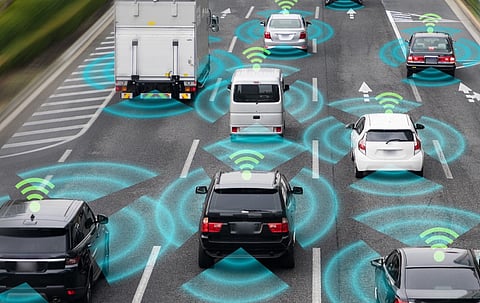 റോഡ് അപകടങ്ങൾ കുറയ്ക്കാൻ ‘വി ടു വി’ സാങ്കേതിക വിദ്യ