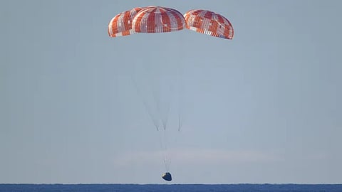 ചരിത്രം കുറിച്ച് ആർട്ടെമിസ് 2 സംഘം ഭൂമിയിലേക്ക് തിരിച്ചെത്തി