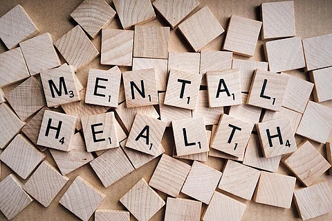 Social Media: Criticize the 988 Suicide Hotline for calling police (Pixabay)