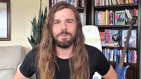 'Pay roll' Messiah resigns after a slew of assault allegations (Wikimedia)