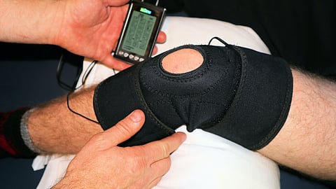 Study finds: way to control pain after knee replacement surgery (Unsplash)