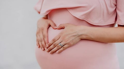 Women who experience anxiety about their pregnancies give birth earlier on average than those who don’t, according to research published by the American Psychological Association (Image source-Unsplash)