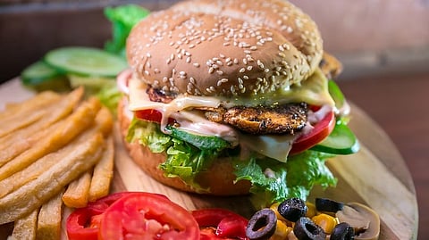 A new study has found that including climate impact labels on a sample fast food menu influenced participants’ food choices in favor of more climate-friendly items.