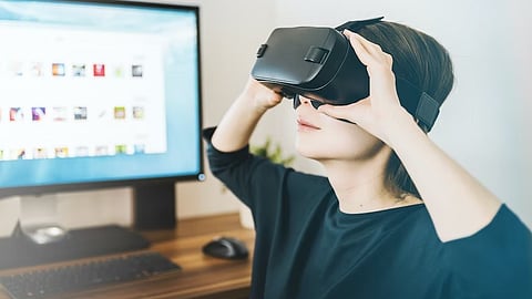 The results show that increases in pain experienced by the virtual reality and telehealth participants may not be as severe as those in the control group, suggesting that both digital health interventions may reduce pelvic pain experienced by women diagnosed with endometriosis.
