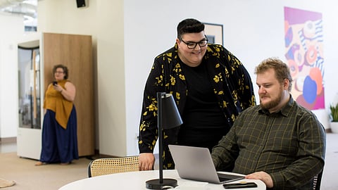 Men and women naturally have different waist-to-hip ratios, and the silhouette of an average man’s body is different from that of a woman.