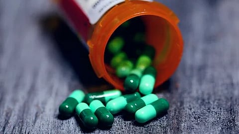 The platinum(II) complexes cisplatin, oxaliplatin and carboplatin are among the most commonly used cancer drugs.