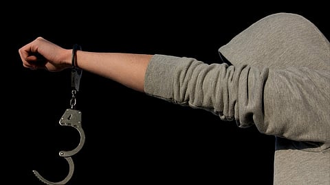 The police arrested 20-year-old Sahil, who stabbed his girlfriend to death on Sunday evening, from Bulandshahr (UP) on Monday.