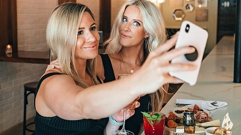 "Girl Dinner" trend has taken TikTok by storm, racking up 534 million views. (Unsplash)