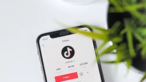 Helping TikTok Users Access Accurate Information on Mental Health Conditions (Unsplash)