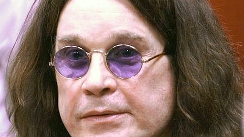 Ozzy Osbourne faced major health issues after his second surgery, as it went wrong and made him immovable. In his last surgery, a tumor was found in one of his vertebrae, and the surgery made him paralyzed
(Wikimedia Commons).