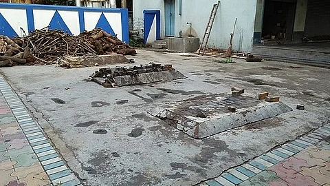 According to CFSD (Centre for Sustainable Development), 60% of crematoriums in the city lack chimneys, leading to air pollution in the residential areas of the city.
(Representational image: Wikimedia Commons)