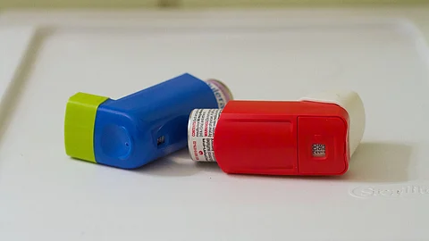 Current inhaler therapies that treat asthma and COPD remain inadequate in controlling symptoms for many patients, especially those with moderate to severe disease (Representational image : Wikimedia commons)