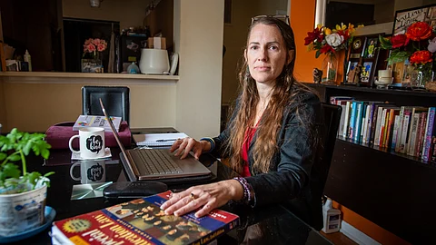 Hannah Russell is
the
mother of a child with special needs who she sa
ys
was restrained
and secluded in school
, a
practice
some
researchers
say can cause long
-
lasting
trauma.