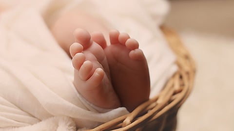 The woman, Roshni Sharma, successfully underwent normal delivery on a footpath, with the quick intervention of the nurses ensuring the safety of both the baby and the mother. (Representational Image: Pixabay)