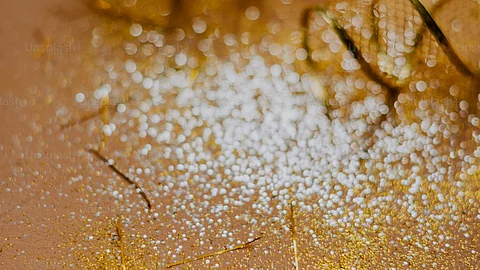 Sugar-coated gold nanoparticles has therapeutic potential of the nanoparticles on the teeth and wounded skin of rats and mice, eliminating the biofilms. (Representational Image: Unsplash)