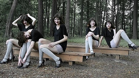 Multiple personality disorder - Photomontage of different images of the same woman with different expressions (Wikimedia Commons)