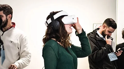 Researchers at the University of Illinois Urbana-Champaign have created a virtual reality program to educate dialysis patients.