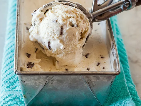 The doctor discovered oily frothy liquid in the icecream she had ordered from an online store.(Representational image: Unsplash)