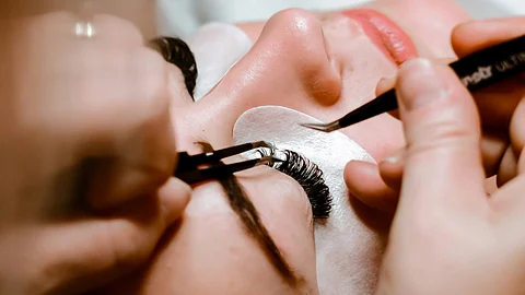 The incident occurred following a visit to a luxurious Russian salon for eyelash extensions. (Representational image: Unsplash)