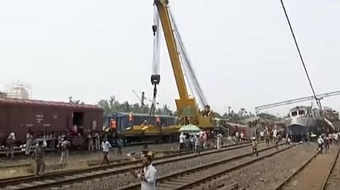 Subba, a sub-inspector in the state excise department, died when a goods train crashed into the Kanchenjunga Express at Chhoto Nirmaljote, near Siliguri. (Representational image: Wikimedia commons)