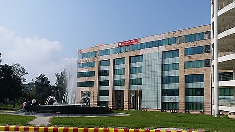 The video shows a tense conflict between the doctor and the nurse, escalating into a physical altercation. (Representational image: Wikimedia Commons)