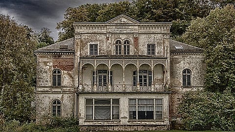 According to local sources, the criminal activities around the abandoned house peak after the hospital closes at 2 a.m. 
 (Representational image: Pixabay)