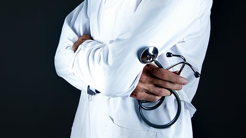 The most notable case involves Dr. Sanjay Dhankhar, a doctor from Jhunjhunu accused of performing a botched surgery that led to the removal of a healthy kidney. (Representational image: Unsplash)