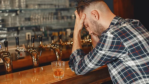 An addiction specialist noted, “Inpatient rehab provides the intense support some people need but isn’t right for everyone.” (Image: Freepik)