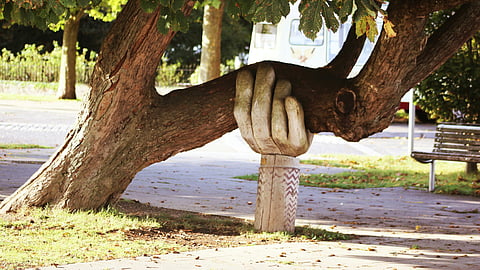 Bridge the gap in support for breastfeeding mothers today. (Image source: Unsplash)