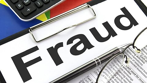 Fraudsters impersonating BSF officers trick a doctor into losing ₹1.9 lakh through a fake advance payment scheme. (Wikimedia Commons)