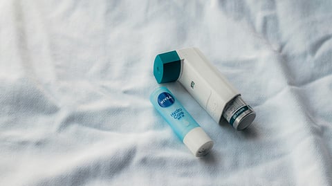 A study shows that many EMS protocols for anaphylaxis are incomplete or outdated, highlighting the need for updated, standardized guidelines across U.S. states.
(Representational image: Unsplash)
