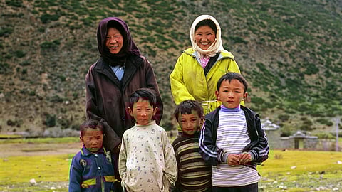 A new study reveals a link between oxygen delivery and reproductive success among Tibetan women living at high altitudes (Unsplash)