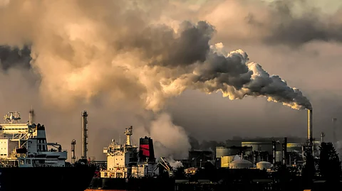 Devastation Strikes: Explosion and Toxic Gas Leak at Myanmar Chemical Company in Sangli. (Representative image: Pexels)
