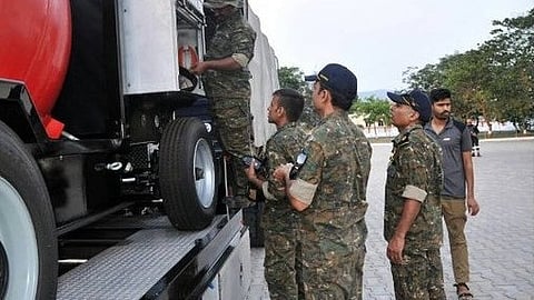Witnesses reported that CISF personnel exited the bus and confronted the doctor (Representational Image: Wikimedia Commons)