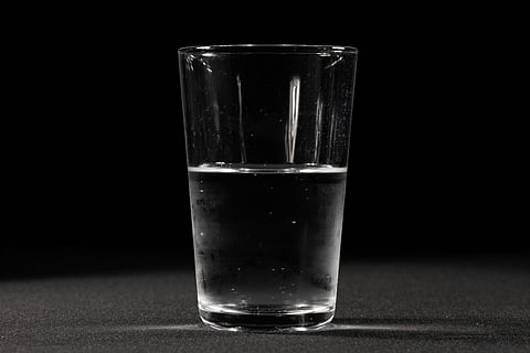 Optimism shapes how individuals interpret situations, often reducing their perceived stressfulness. (Unsplash)