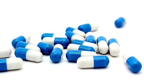 Prescribing modern medicines should be restricted to those who have completed an MBBS degree and are licensed to practice modern medicine. (Representational Image: Pixabay)