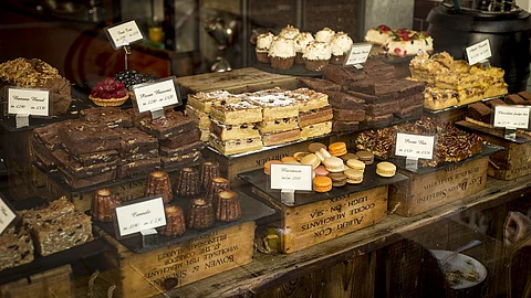 Customer also observed that other food items displayed at the bakery lacked important details such as manufacturing, storage, and expiry dates. (Representational Image: Pixabay)