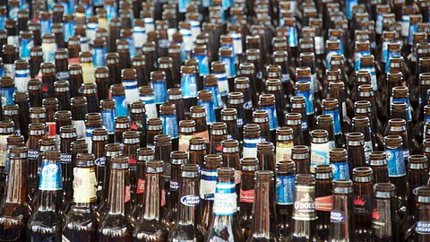 Prepared bottles of alcohol need allergen and nutrition information on labels. (Unsplash)