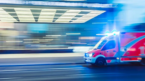 Hospitals refuse immigration policies. (Unsplash)