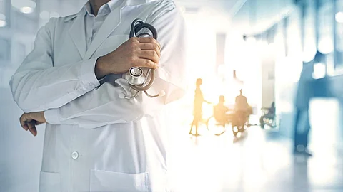 Chandigarh Increases Doctors’ Salaries by Up to 60% to Fill Vacancies. (Image: Pixabay)
