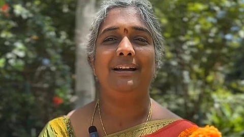 An image of Dr. Shanti Tummala with grey hair wearing a saree.