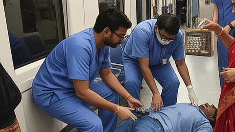 Image depicting when Arjun Singh fainted in Vande Bharat Express.