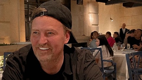 An image of Mathew Perry.