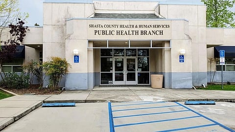 The main entrance to the Four Health Branch.