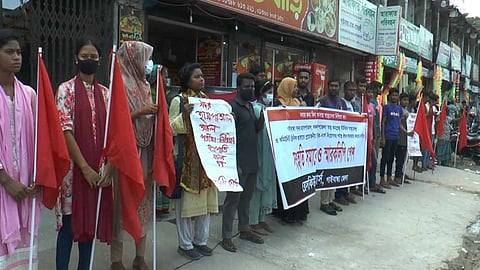 সবার জন্য বিনা পয়সায় স্বাস্থ্য সেবার দাবিতে গাইবান্ধায় সমাবেশ