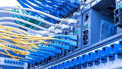 রাতে ৪ ঘণ্টা বিঘ্নিত হতে পারে ইন্টারনেট সেবা