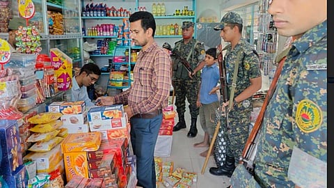 কক্সবাজারে মেয়াদোত্তীর্ণ শিশুখাদ্য বিক্রি, ২ প্রতিষ্ঠানকে জরিমানা